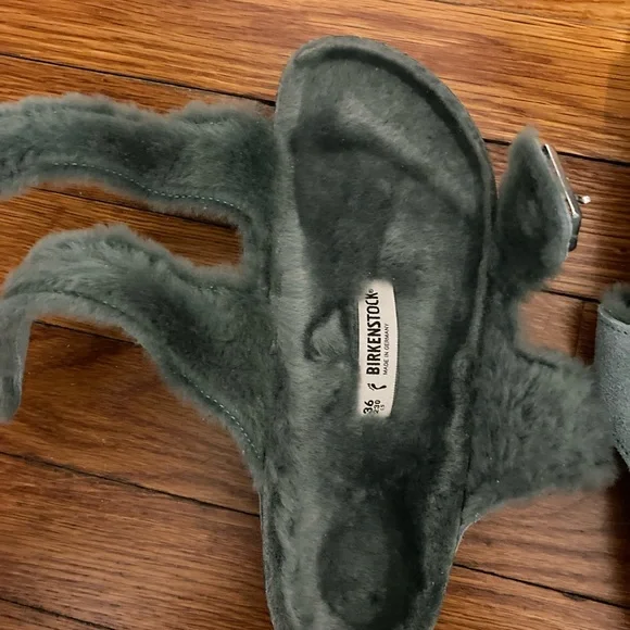 Birkenstock arizona shearling beryl sandals-suede size36 EU (US 5-5.5) - Picture 3 of 8